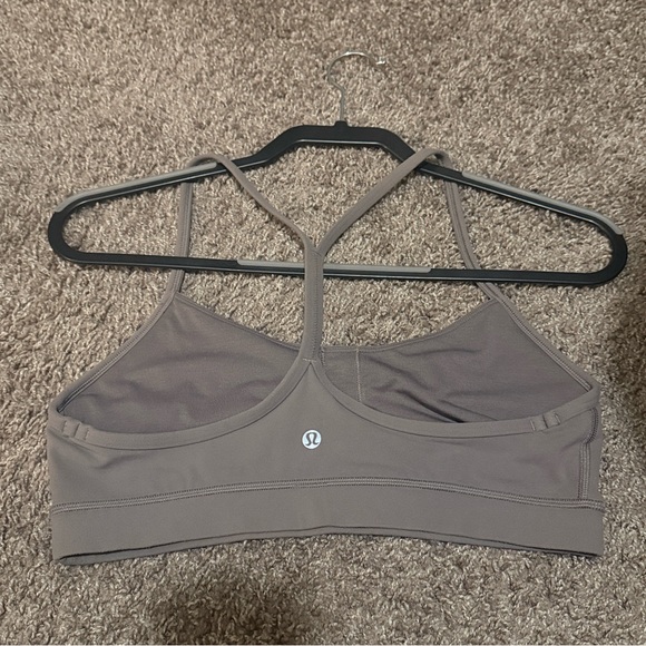 Lululemon Flow Y Bra Size 10 - Picture 2 of 3